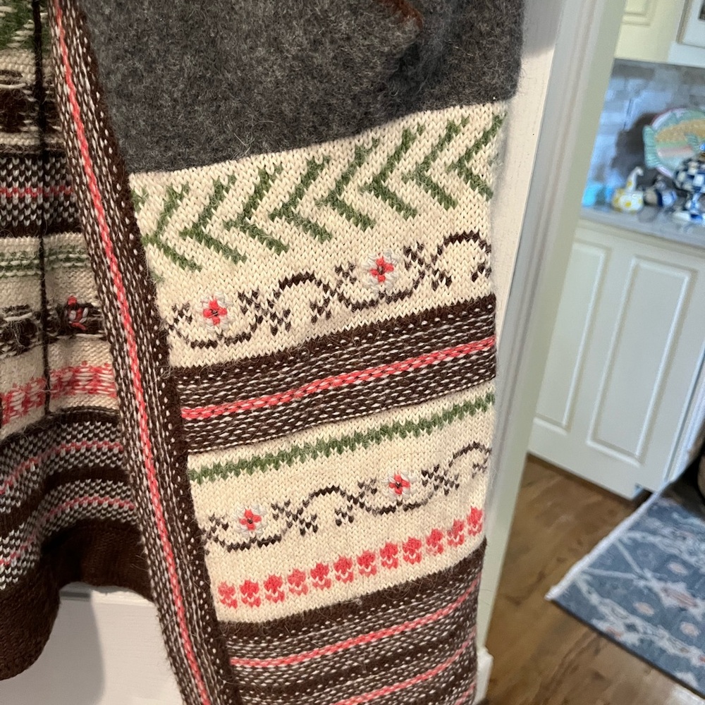 Sleeping On Snow sweater coat - Picture 3 of 7